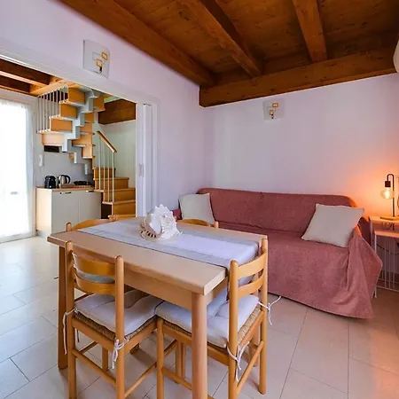 Summer - Casa A Due Passi Dal Mare Con Free Parking E Wi-fi Apartment *